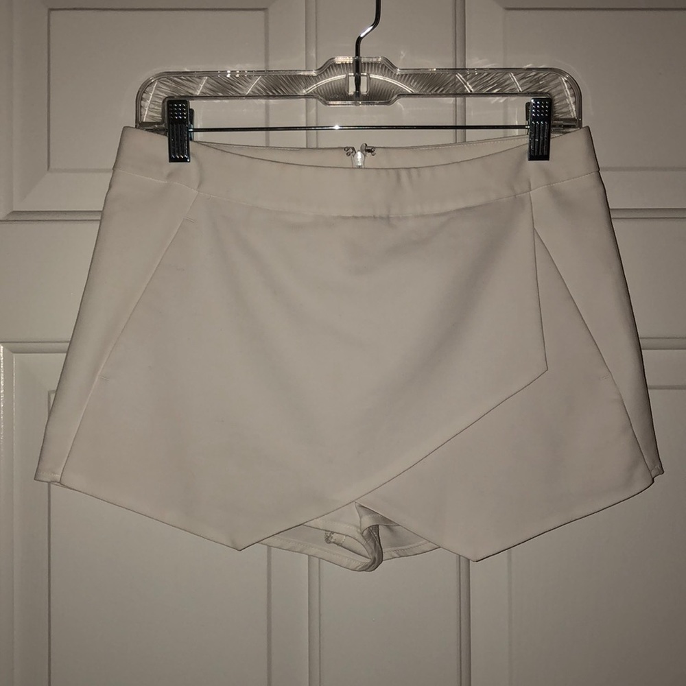Express envelope skort